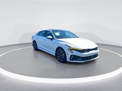 Used 2026 Kia K5 EX FWD image 2