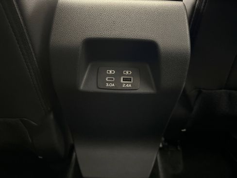 Used 2025 Subaru Crosstrek 2.5i Limited image 21