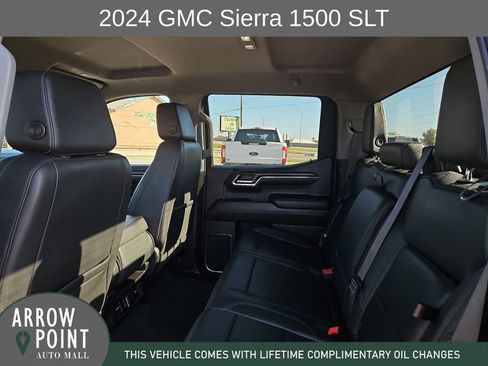 Used 2024 GMC Sierra 1500 SLT image 18