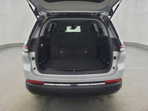 Used 2022 Jeep Grand Cherokee L Laredo w/ Luxury Tech Group I image 29