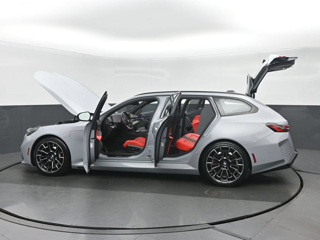 Used 2025 BMW M5 Touring w/ M Driver's Package AWD/4WD image 43