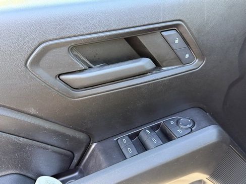 Used 2024 Chevrolet Colorado Trail Boss w/ Technology Package image 13