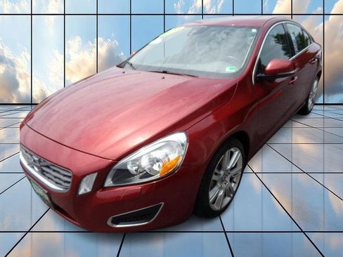 Used 2013 Volvo S60 T6 image 3
