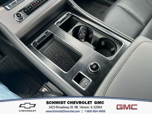 Used 2025 Lincoln Aviator w/ Premium Package w/ Equipment Group 101A AWD/4WD image 15