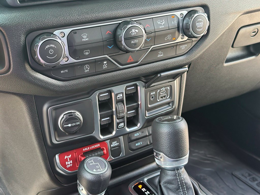 New 2026 Jeep Gladiator Sport AWD/4WD image 32