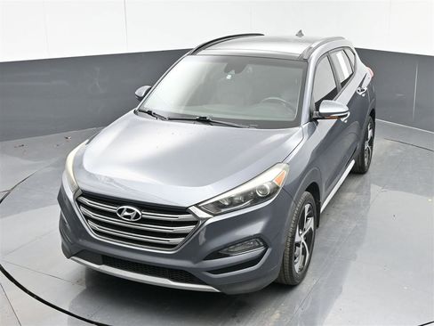 Used 2017 Hyundai Tucson Limited w/ Limited Ultimate Package 03 image 21