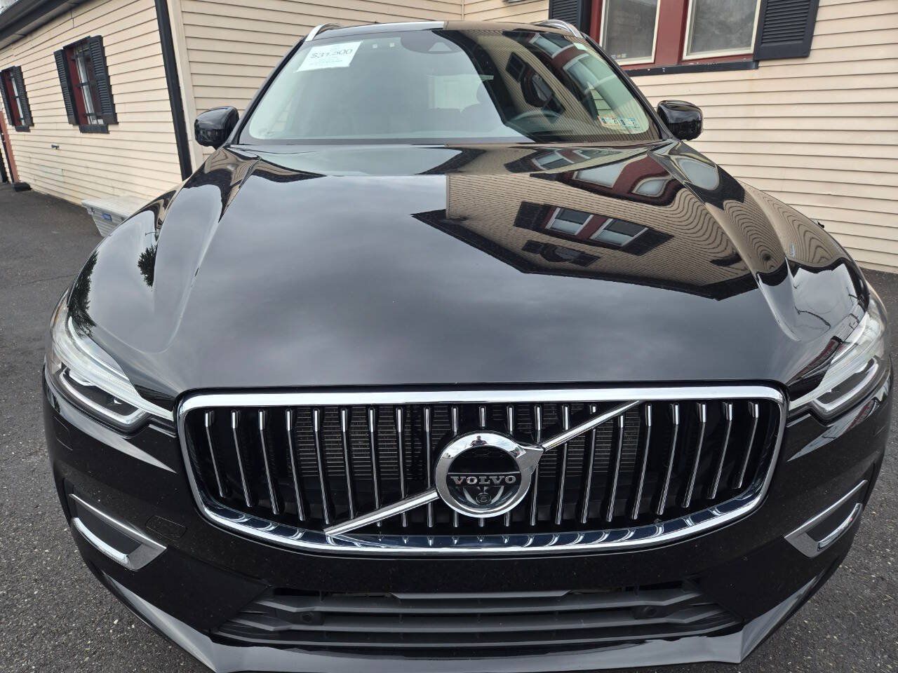 Used 2020 Volvo XC60 T6 Inscription w/ Protection Package AWD/4WD image 3