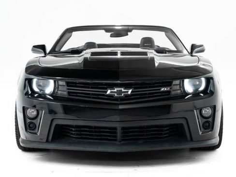 Used 2013 Chevrolet Camaro ZL1 RWD image 7
