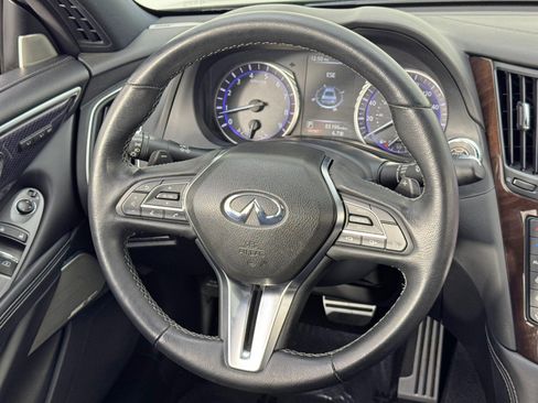 Used 2017 INFINITI Q60 3.0t Sport image 20