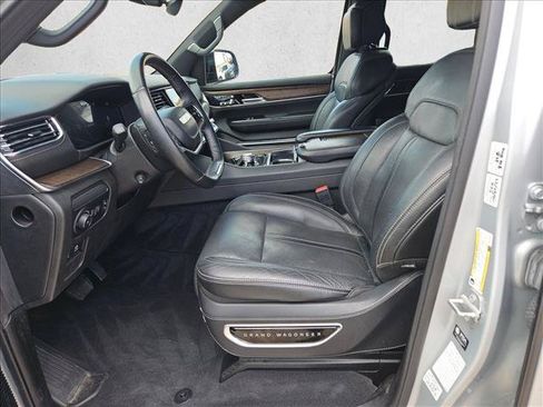 Used 2023 Jeep Grand Wagoneer 4WD image 18