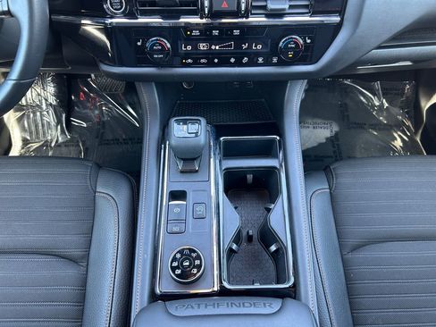 Used 2023 Nissan Pathfinder Rock Creek image 12