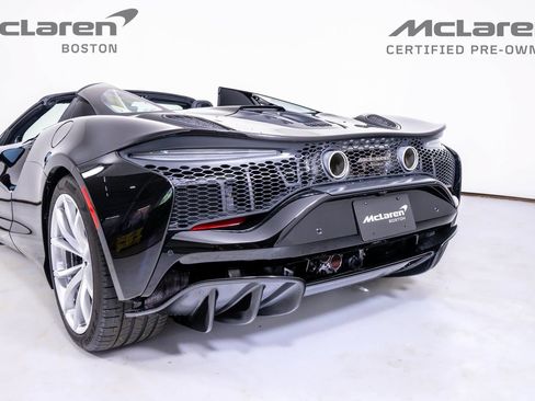 Used 2025 McLaren Artura Spider RWD image 12