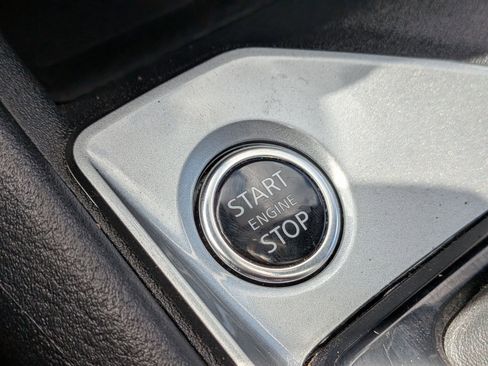 Used 2025 Nissan Altima 2.5 SV AWD/4WD image 23