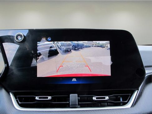 Used 2026 Chevrolet Equinox LT w/ Convenience Package II FWD image 17