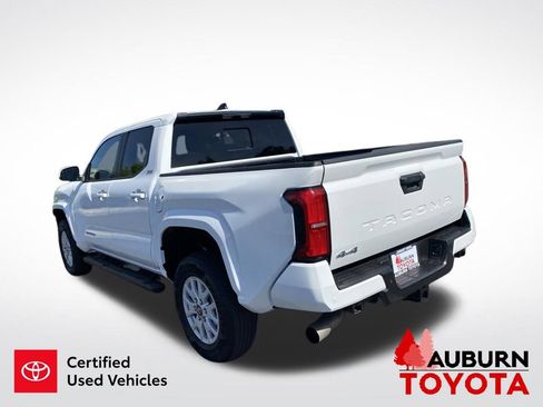 Certified 2025 Toyota Tacoma SR5 w/ SR5 Upgrade Package AWD/4WD image 4