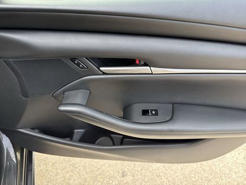 Used 2020 MAZDA MAZDA3 Sedan w/ Select Package image 44