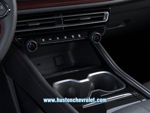 New 2026 Chevrolet Traverse RS w/ LPO, Floor Liner Package FWD image 23