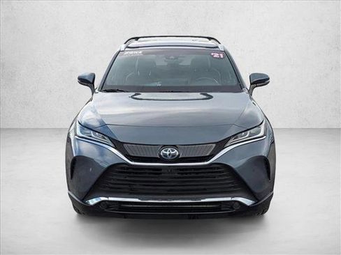 Used 2021 Toyota Venza Limited image 2
