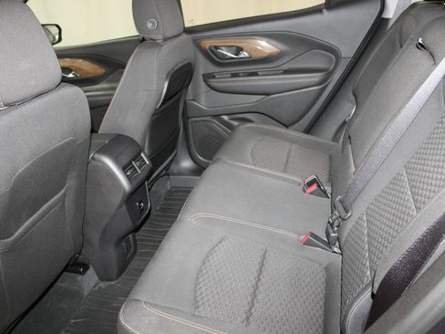 Used 2018 GMC Terrain SLE w/ Driver Convenience Package FWD image 17
