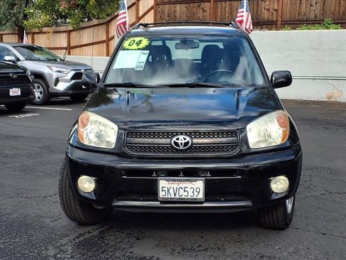 Used 2004 Toyota RAV4 2WD image 2