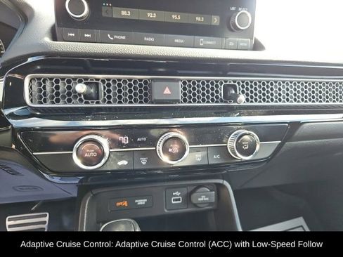 Used 2023 Honda Civic Sport image 18