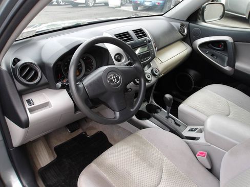 Used 2008 Toyota RAV4 4WD image 9