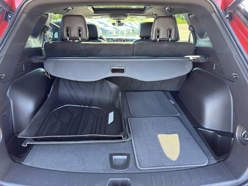 Used 2021 Chevrolet Blazer RS w/ Enhanced Convenience Package AWD/4WD image 37
