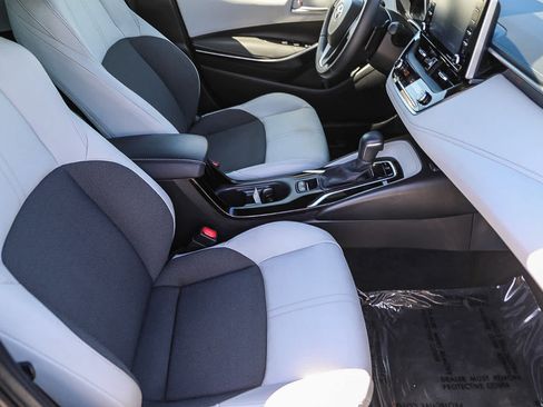Certified 2019 Toyota Corolla XSE FWD image 16