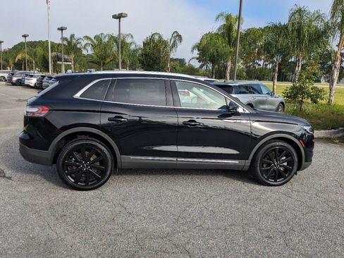 Certified 2023 Lincoln Nautilus Reserve w/ Monochromatic Package image 4