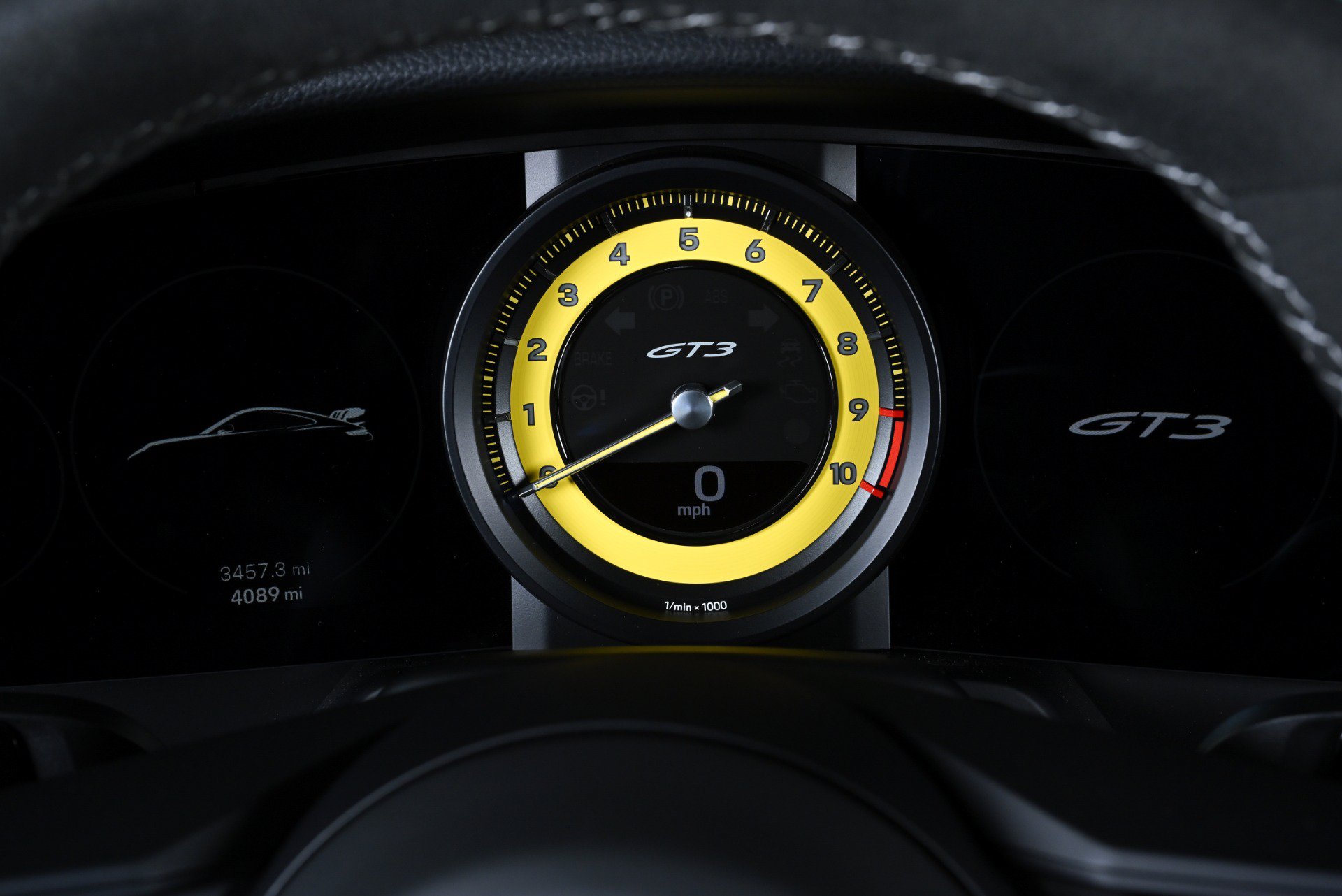 Used 2024 Porsche 911 GT3 RWD image 6