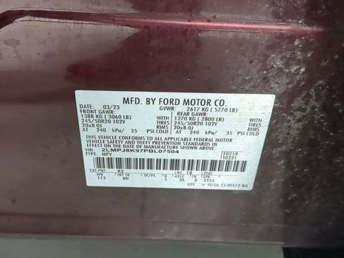 Used 2023 Lincoln Nautilus Reserve image 41