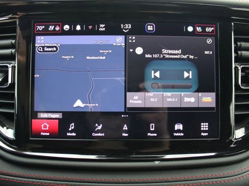 Used 2025 Dodge Durango R/T AWD/4WD image 31