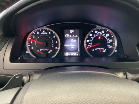 Used 2016 Toyota Camry XSE image 12