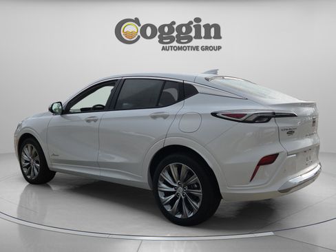 New 2026 Buick Envista Avenir FWD image 3