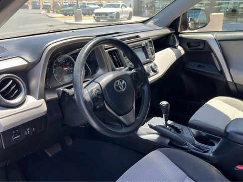 Used 2015 Toyota RAV4 LE FWD image 28