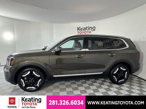 Used 2025 Kia Telluride S FWD image 7