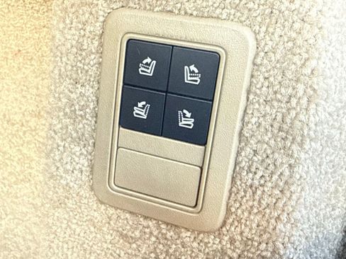 Used 2016 Land Rover Range Rover Supercharged image 12