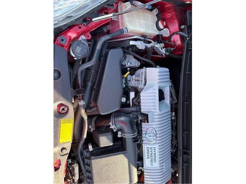 Used 2015 Toyota Prius Two image 39