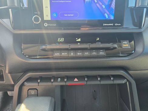 Used 2023 Toyota Tundra SR AWD/4WD image 19