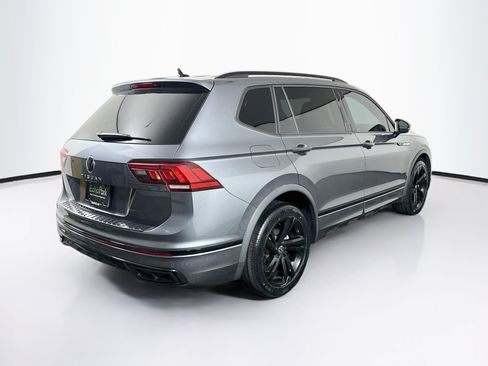 Used 2023 Volkswagen Tiguan SE R-Line FWD image 9