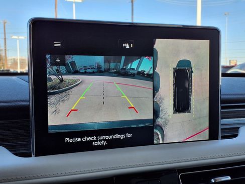 Used 2023 Lincoln Aviator Black Label w/ Class IV Trailer Tow Package image 19