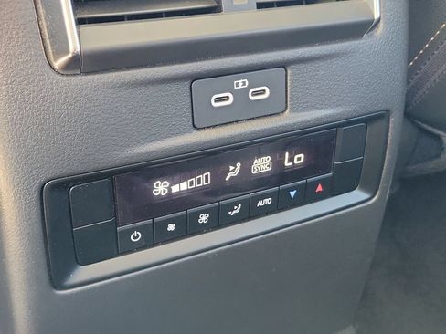 Used 2024 MAZDA CX-90 Plug-In Hybrid w/ Preferred AWD/4WD image 23