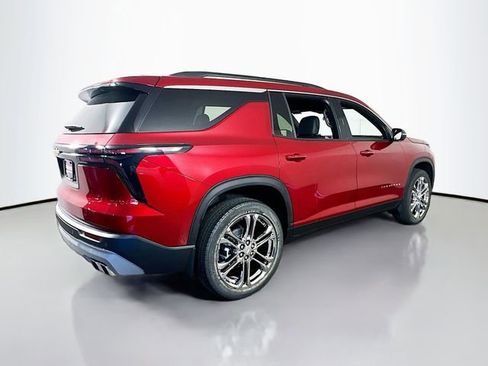 New 2025 Chevrolet Traverse LT w/ Enhanced Driving Package FWD image 6