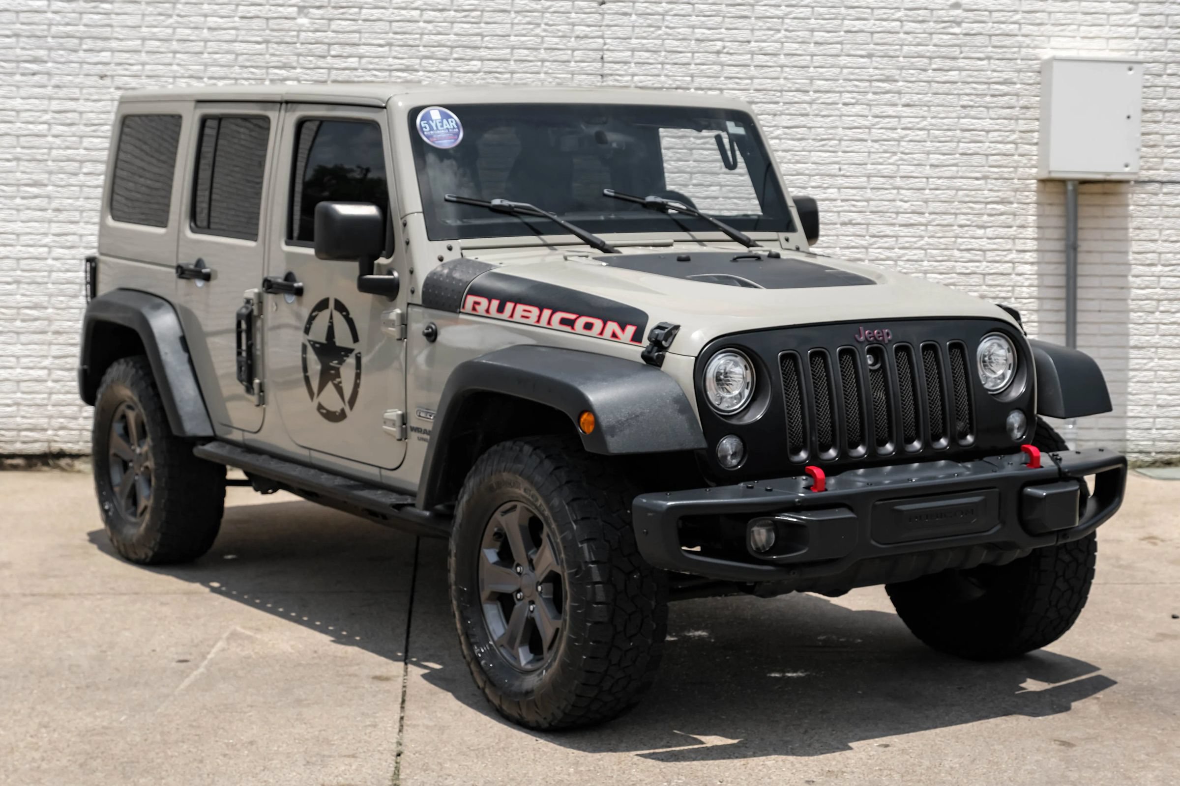 Used 2017 Jeep Wrangler Unlimited Rubicon AWD/4WD image 5