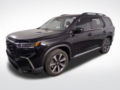 Certified 2025 Honda Pilot Touring