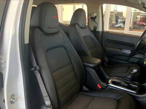 Used 2021 GMC Canyon AT4 AWD/4WD image 9