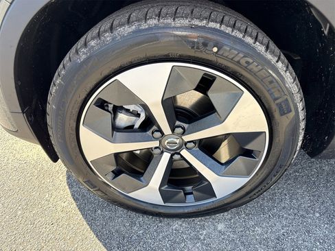 New 2026 Volvo XC40 B5 Plus w/ Protection Package Premier image 9