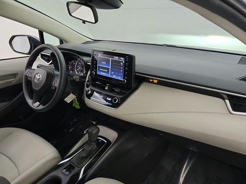Used 2022 Toyota Corolla LE FWD image 24