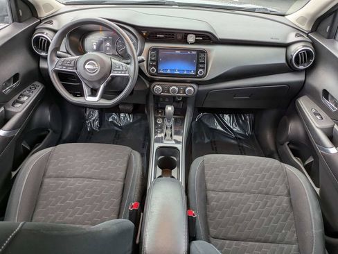 Used 2024 Nissan Kicks SV FWD image 15