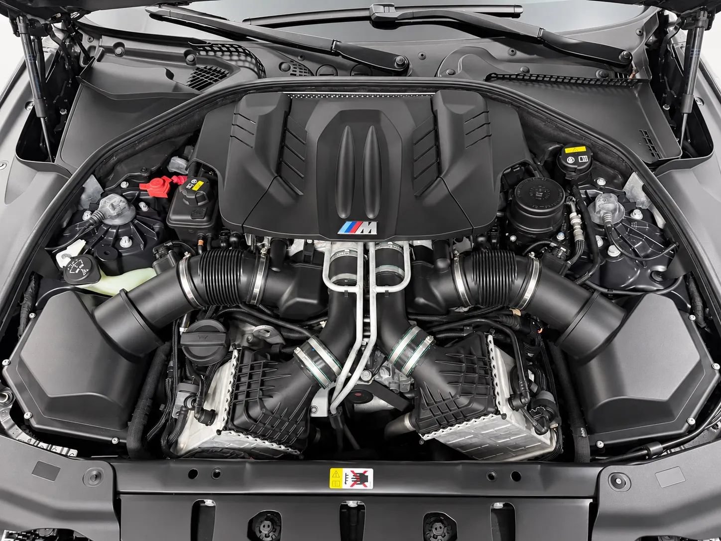 Used 2018 BMW M6 Convertible RWD image 22